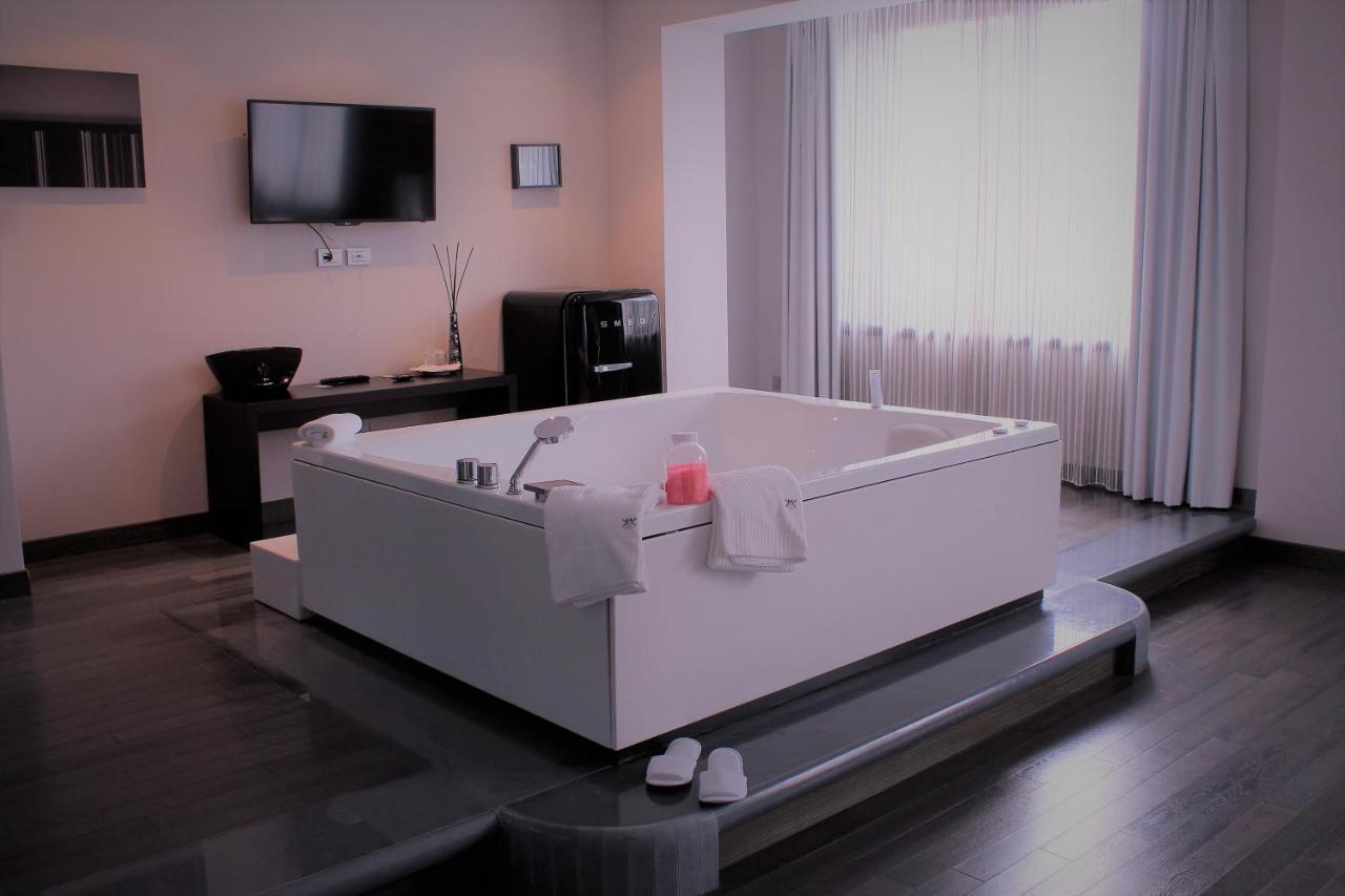 Park Hotel Sporting Teramo Zewnętrze zdjęcie