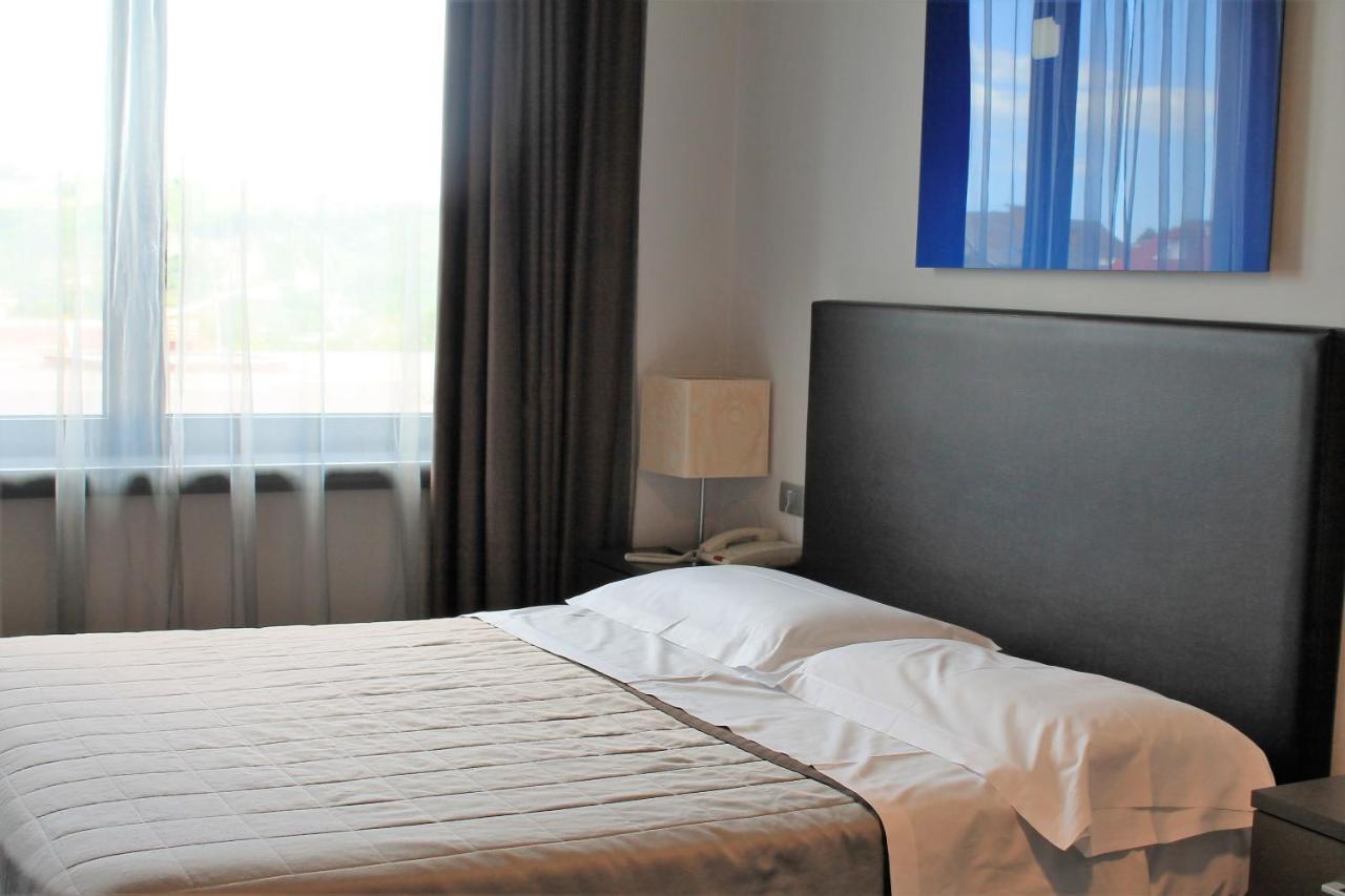 Park Hotel Sporting Teramo Zewnętrze zdjęcie